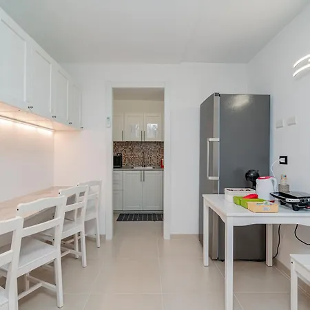 Gasthof Domo Le Mura Puniche, Centro Di