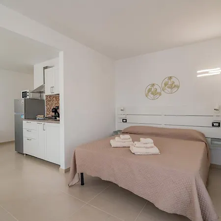 Domo Le Mura Puniche, Nel Cuore Di Penzion Olbia