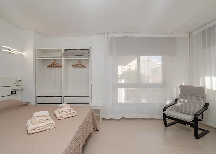 Gasthof Domo Le Mura Puniche, Centro Di