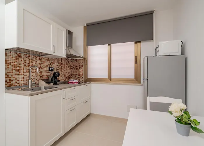 Gasthof Domo Le Mura Puniche, Centro Di 3*