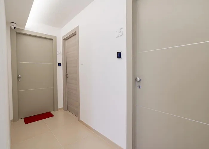 Domo Le Mura Puniche, Centro Di Olbia